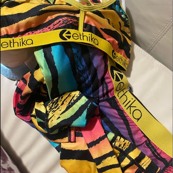 Bundle Deal!!! - Picture 5 of 11